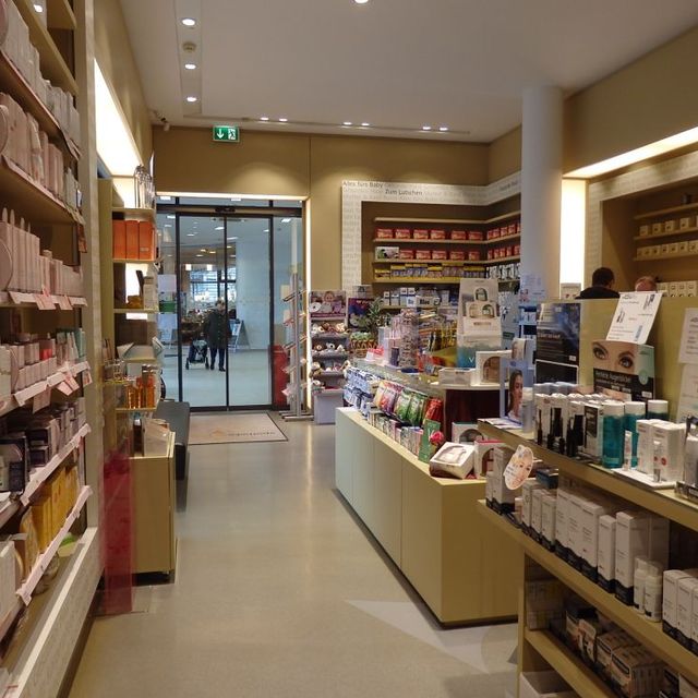 Apotheke Süd, innen